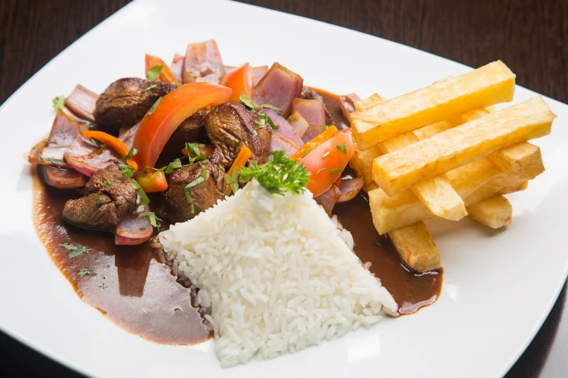 What is the national dish of Peru?